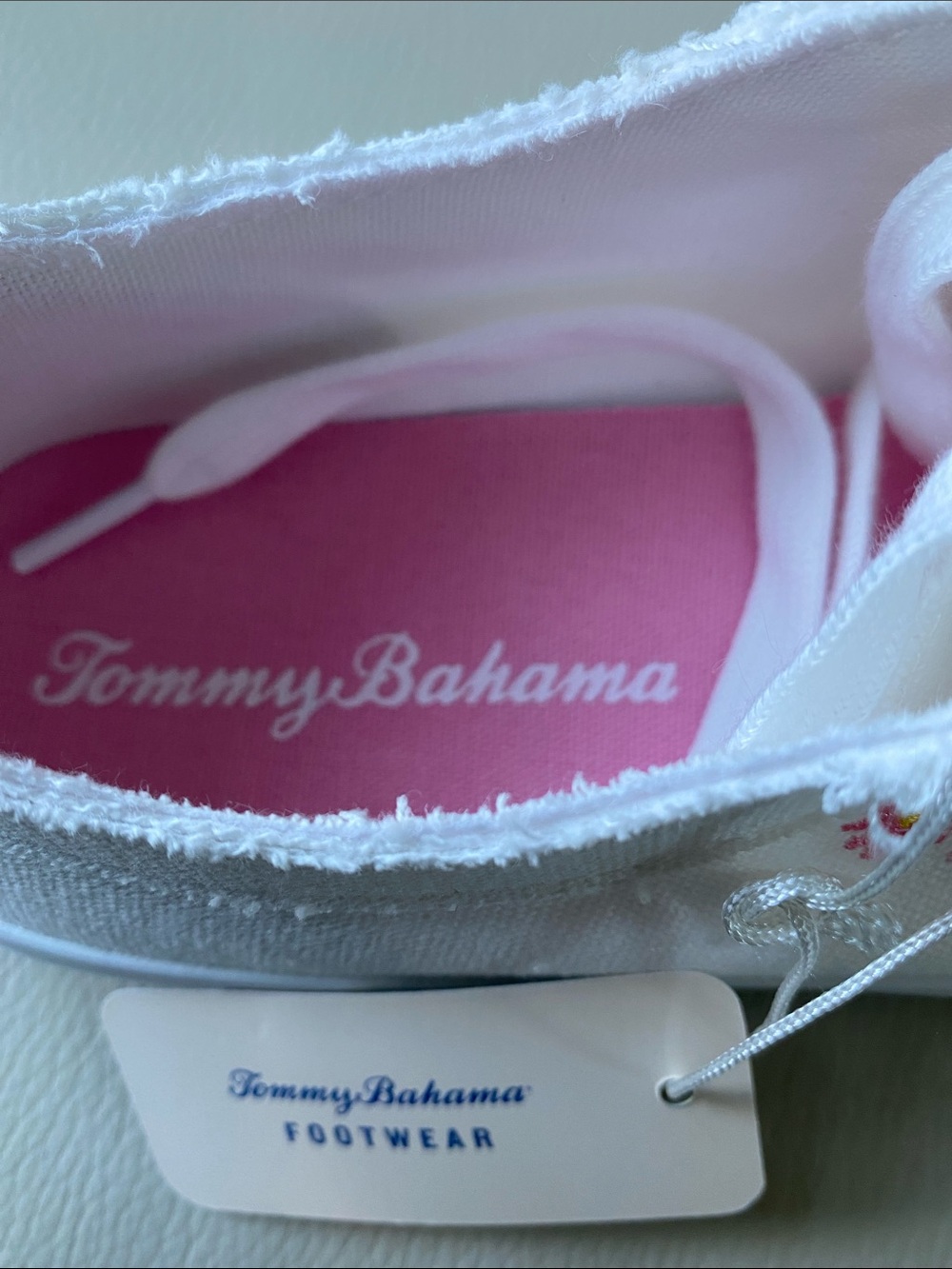 TOMMY BAHAMA sneakers - Picture 3 of 7